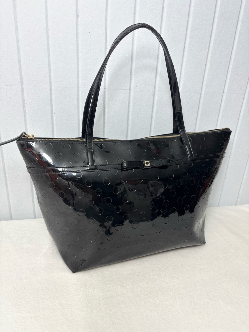 Kate Spade Patent Leather Black Polka Dot Large Tote‎